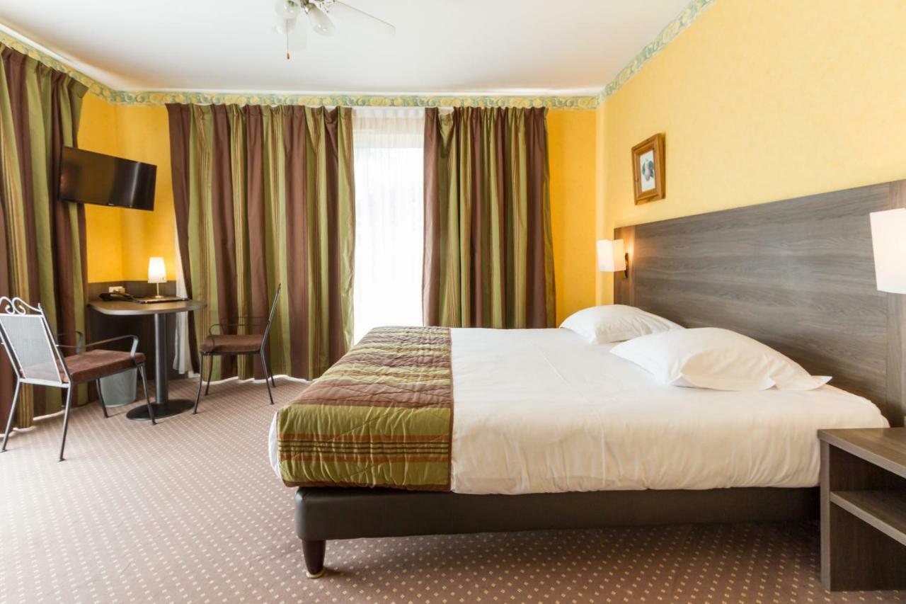Logis Hotel Restaurant Des Chateaux Azay-le-Rideau Luaran gambar